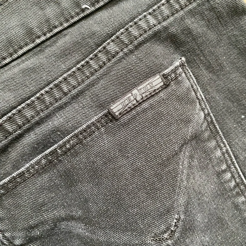 Hudson RILEY Crop Grommet Rhinestone Jeans BLACK